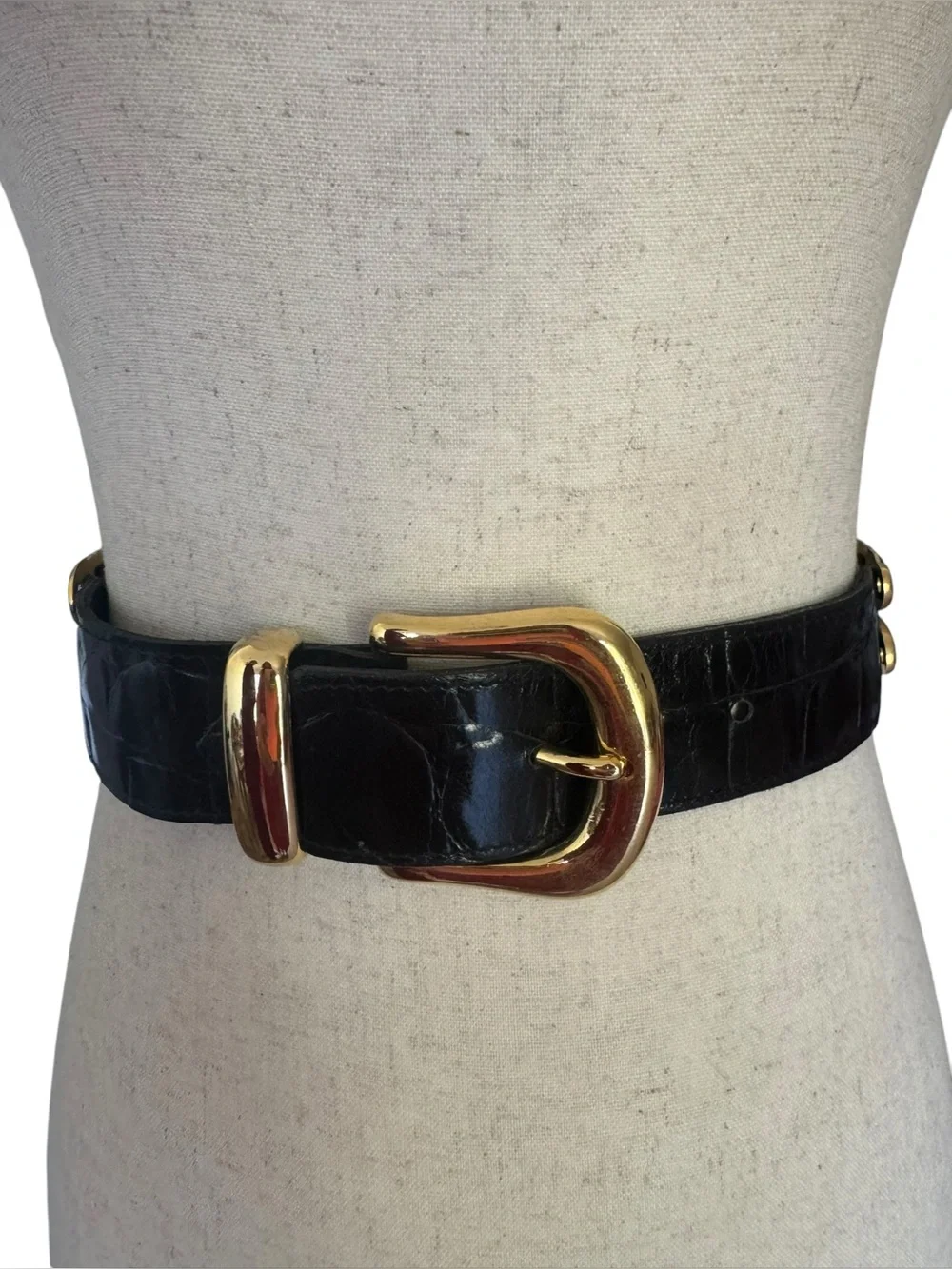Vintage 90s Avignon Black Croc Embossed Leather Belt with Gold Safety Pin Design